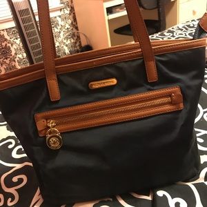 Micheal kors purse